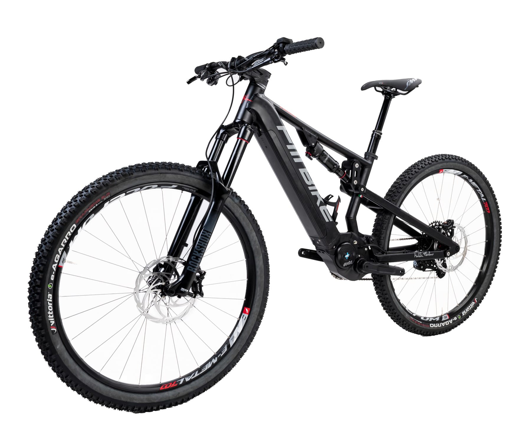 ebike mtb modello venom 720 nera vista laterale con manubrio rivolto verso sinistra